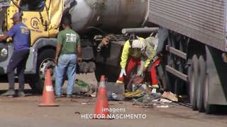 Limpeza da pista: trecho onde aconteceu acidente na BR-116 em Eng. Caldas foi liberado