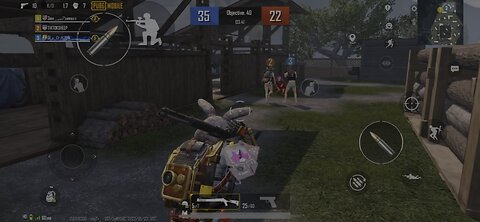 I found friendly in TDM PUBG MOBILE🙈