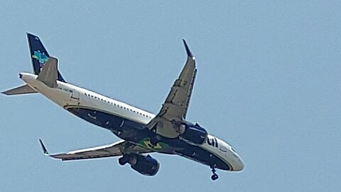 Airbus A320NEO PR-YRZ vindo de Campinas para Fortaleza