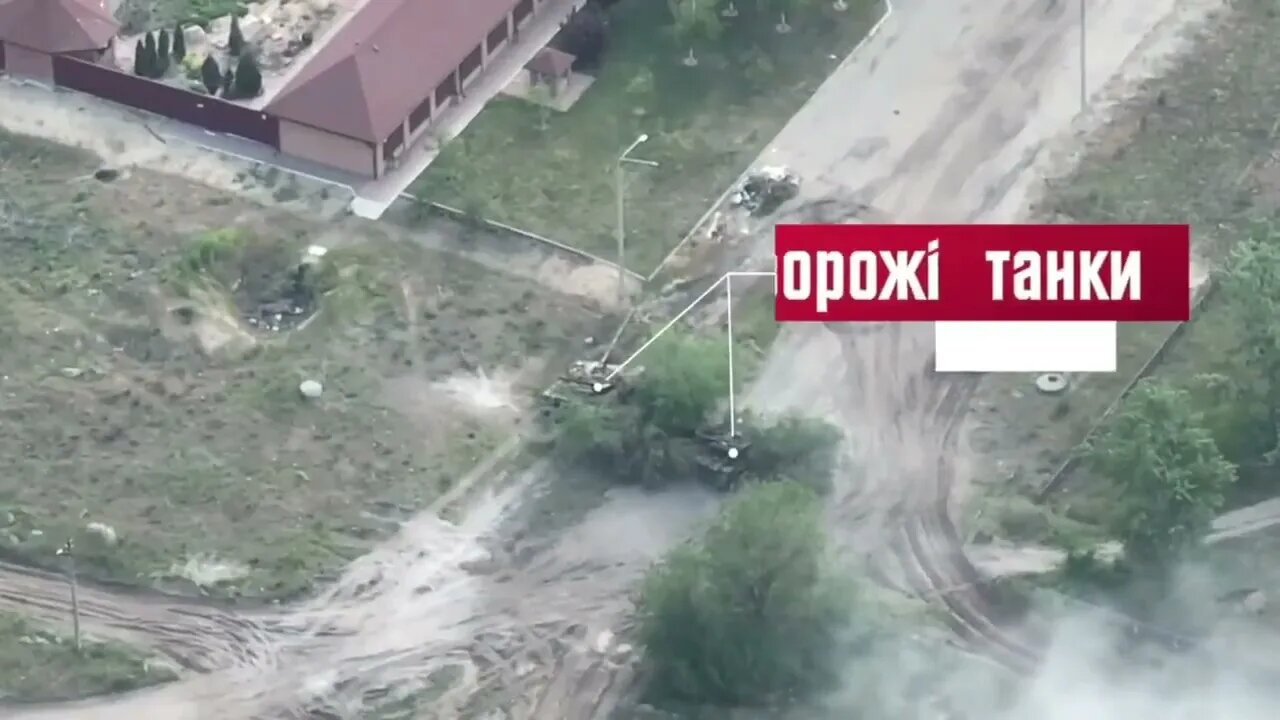 Russian LPR T-64 Tank Shot Moment!