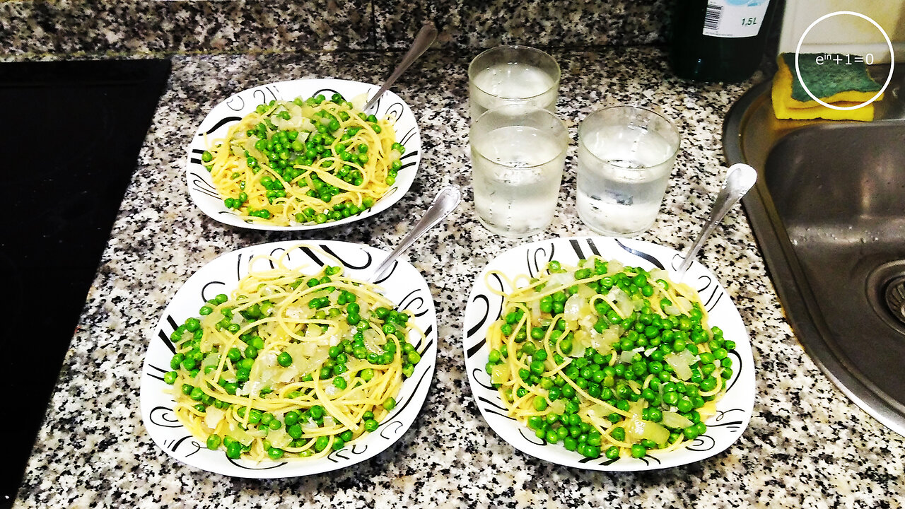 +11 003/004 001/013 001/007 spaghetti with green peas · dialectical veganism spring +11ME 001