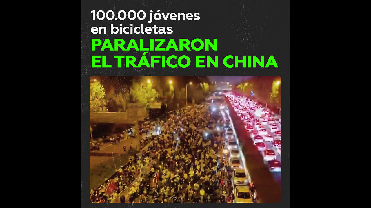 ‘Flash mob’ estudiantil paraliza una autopista entre dos ciudades
