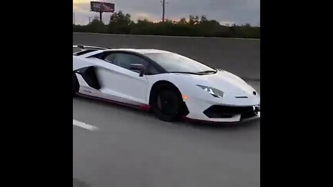Lamborghini #shorts #carros