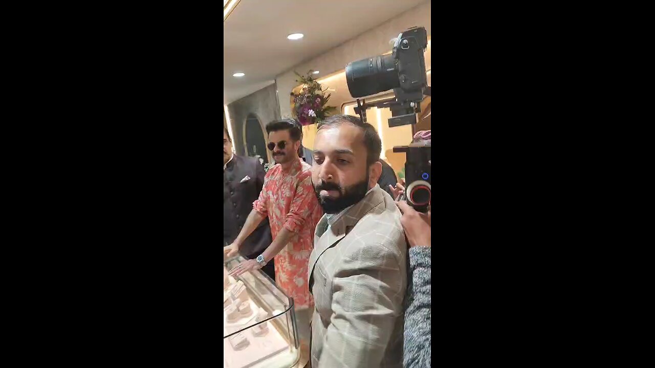 Anil Kapoor Inaugurated Malabar Gold and Diamond Outlet in Jaipur