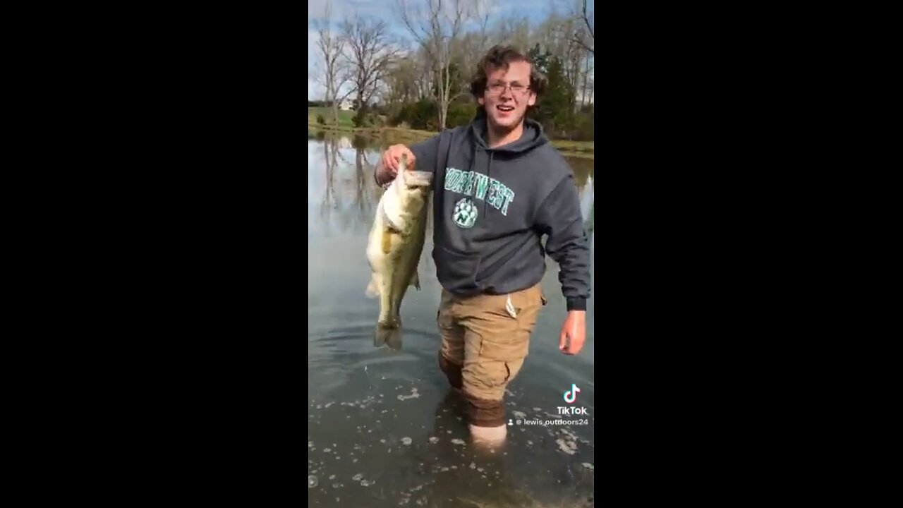 Giant Bass