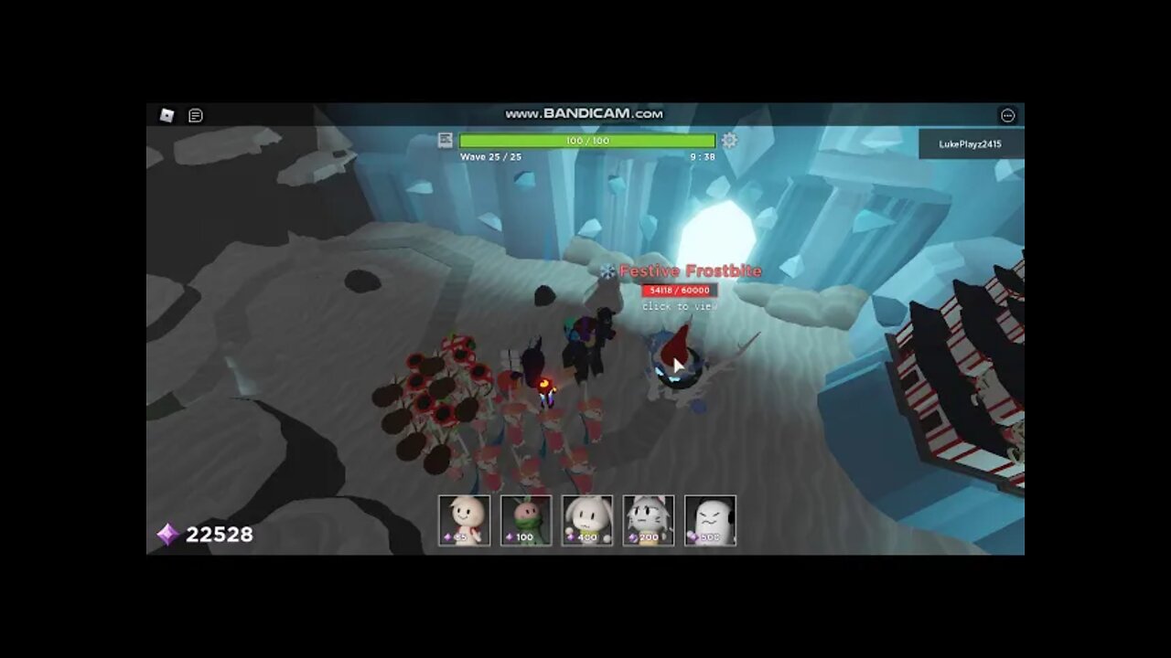 ROBLOX Tower Heroes - I Beat Festive Glacier! (Weekly Challenge)