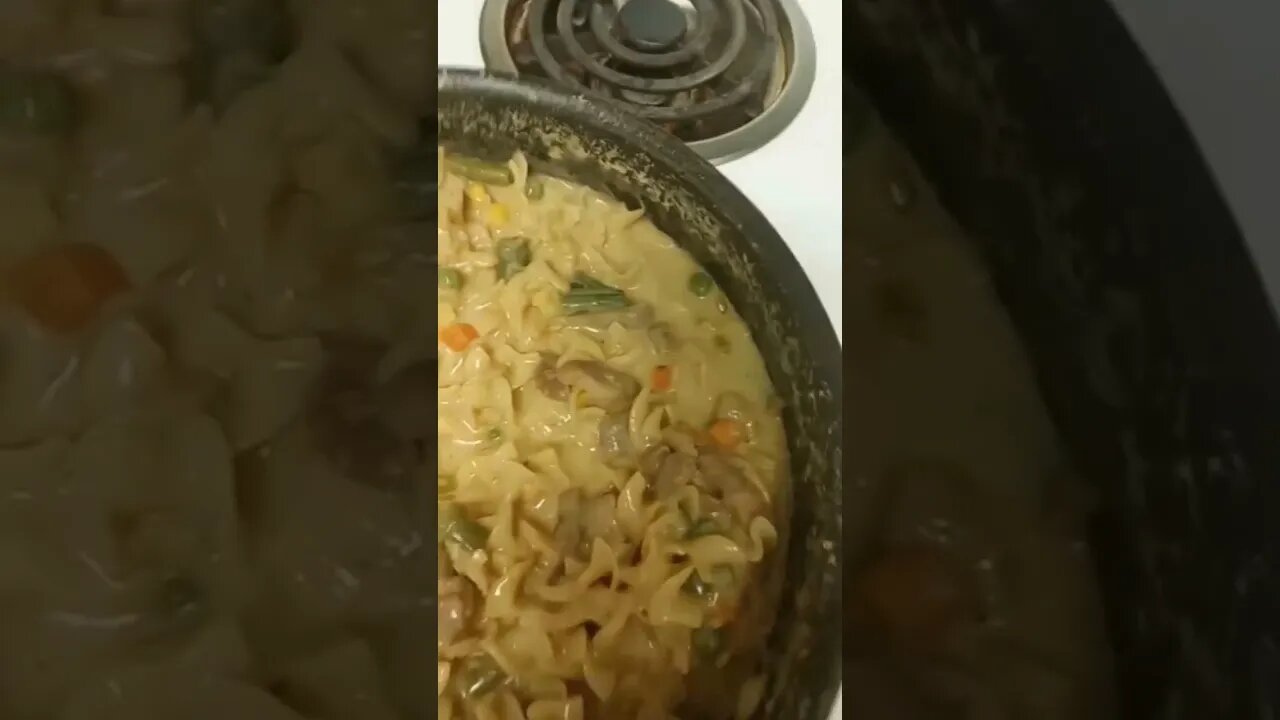 #TheY2KShow and #kylanimgmt #shorts cooking it up stroganoff