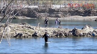 Texas Soldiers Repel Illegals at Rio Grande - as Feds Walk Dozens More Across Bridge Above