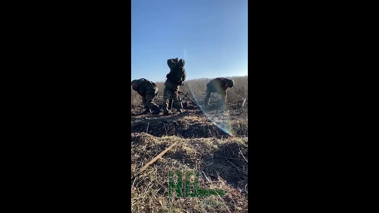 Mortar crew of the "🅾️group" shelling the positions of the Armed Forces of Ukraine