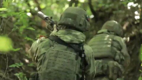 Military personnel of the SpN of the Ministry of Defense of Russia during reconnaissance and search