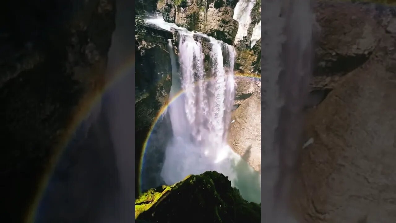 A perfect View.... Waterfall under Rainbow... 🥰🥰🥰