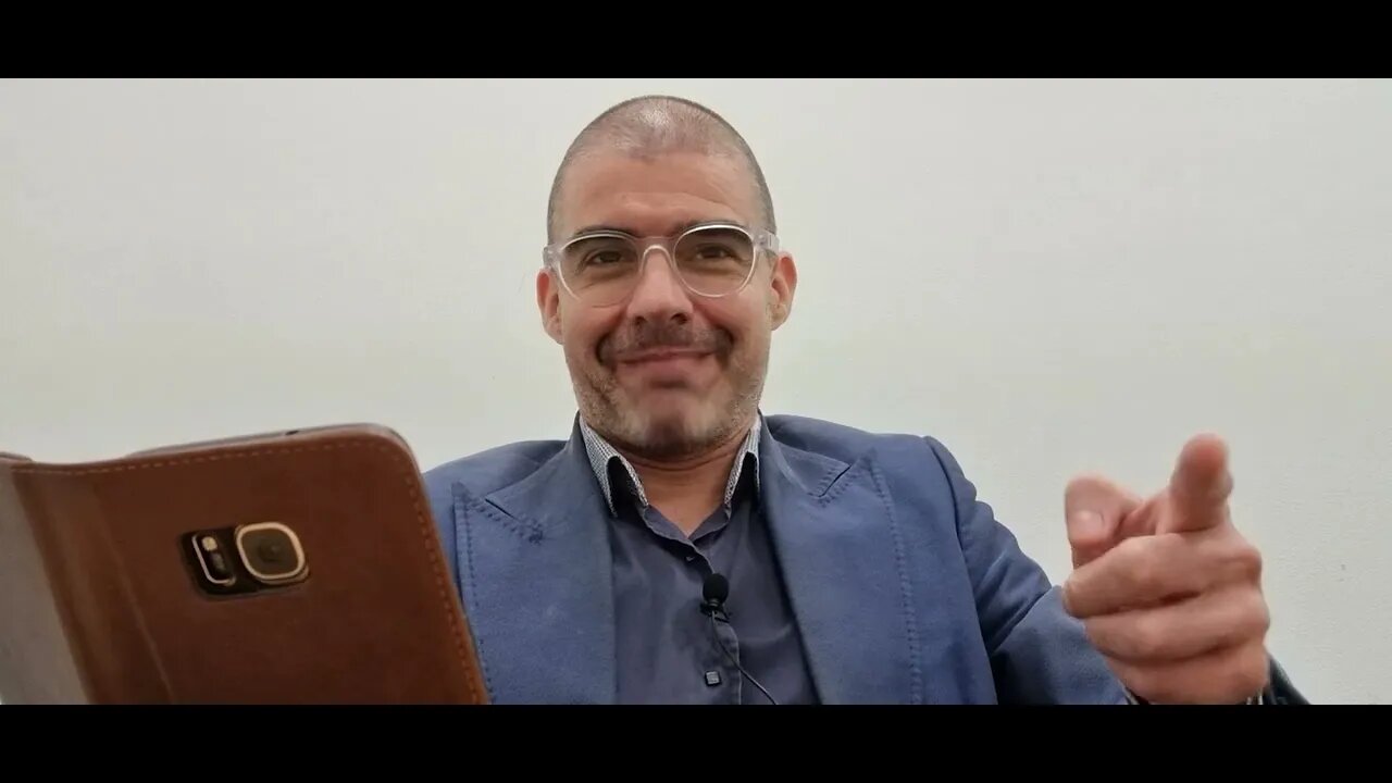 Sr. Primeiro-Ministro demissionário, V. Exa. devia ter vergonha do que está a fazer!