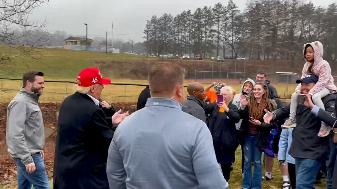 Trump arrives in East Palestine, Ohio.