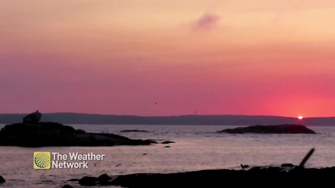 Enjoying the final moments of the sun as it sinks behind the horizon