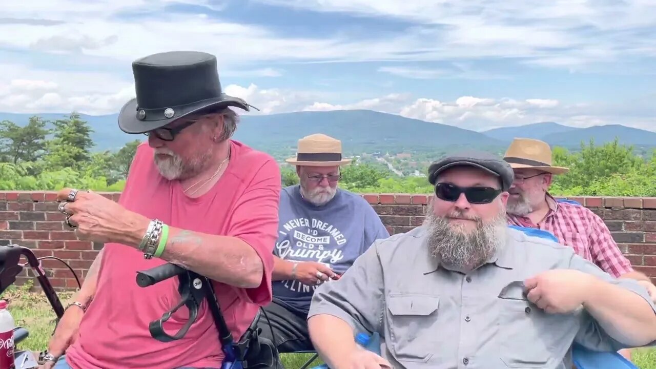 Crack that crap open with guest stars!