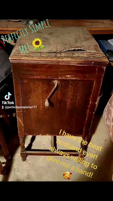 Artinola Phonograph Cabinet