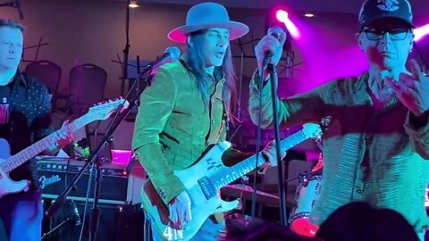 Nuno Bettencourt & Family - Interstate Love Song - Stone Temple Pilots Cover - Turkey Jam 2022