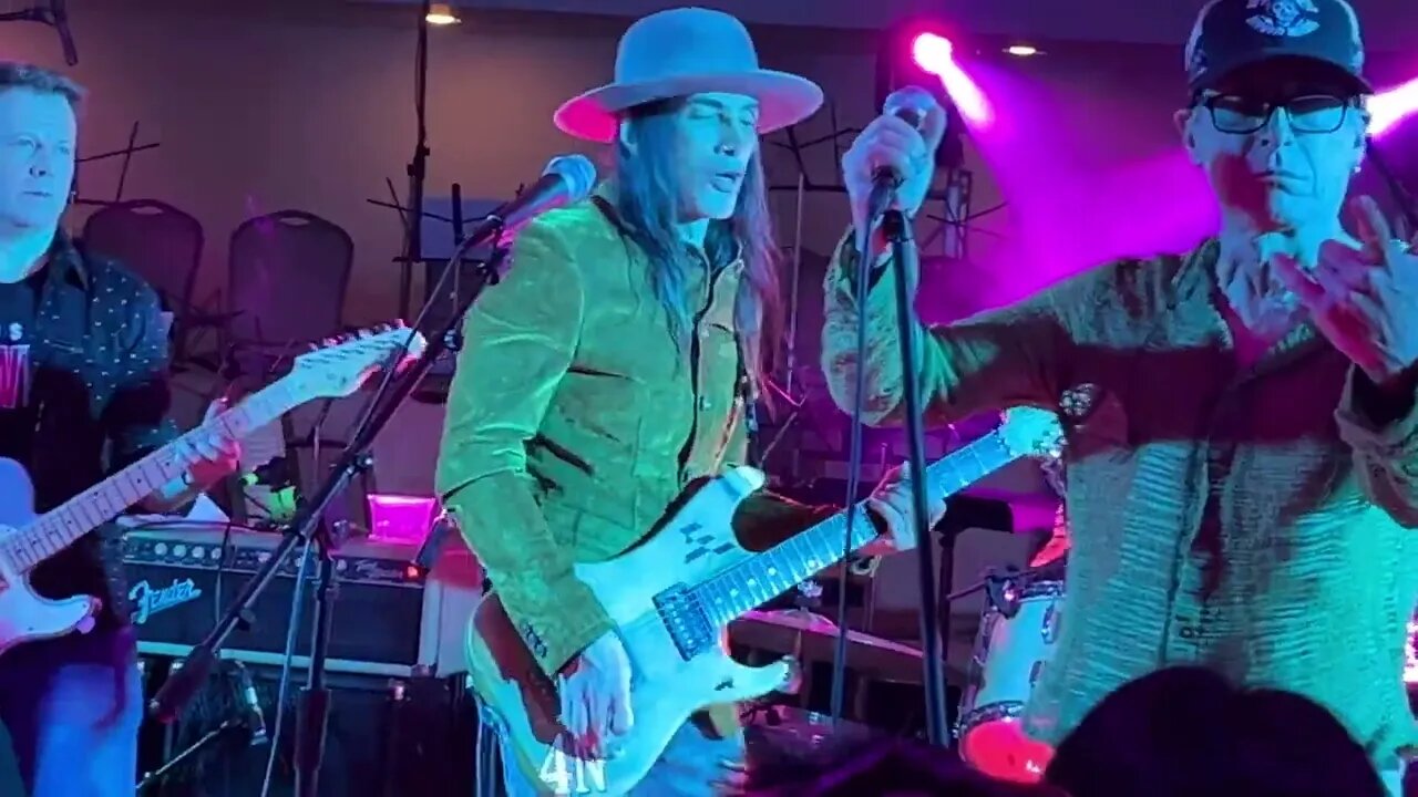 Nuno Bettencourt & Family - Interstate Love Song - Stone Temple Pilots Cover - Turkey Jam 2022