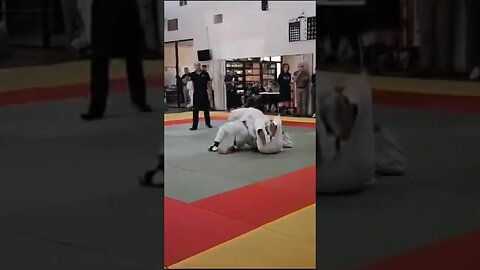 Taiotoshi for the win #youtubeshorts #judo #shorts