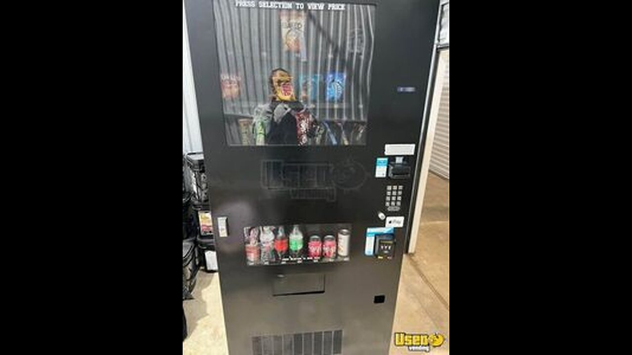 Used Seaga Combo Snack & Soda Electronic Live Display Vending Machine for Sale in Texas!!!