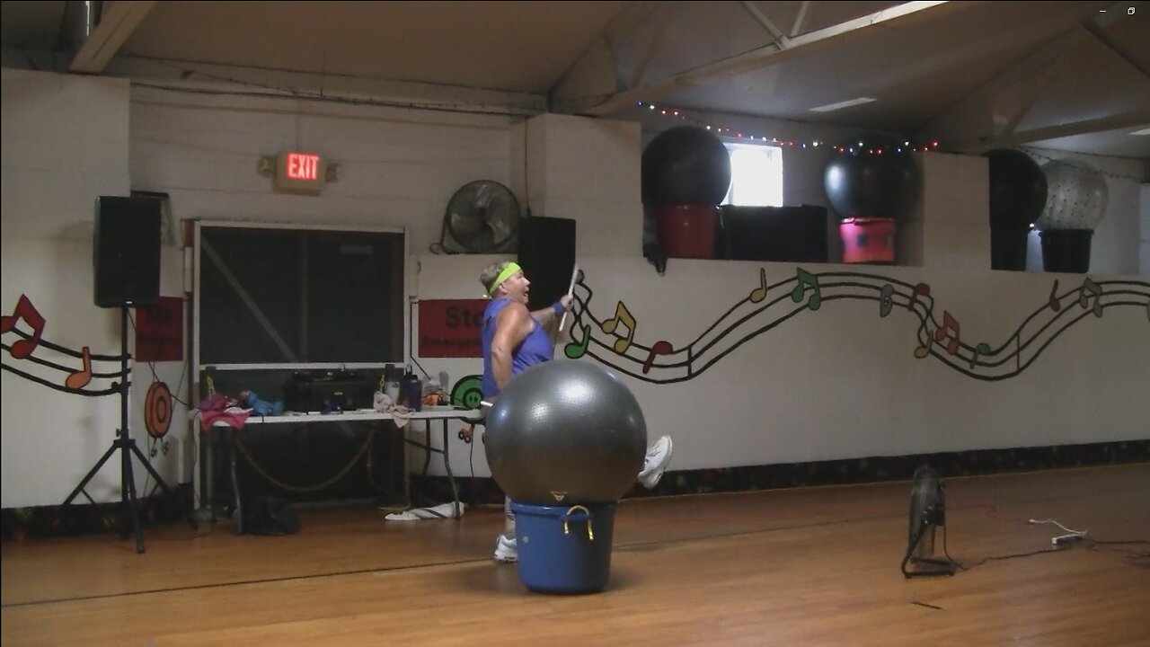 Gettin' Jiggy Wit It (Cardio Drumming with Michelle)