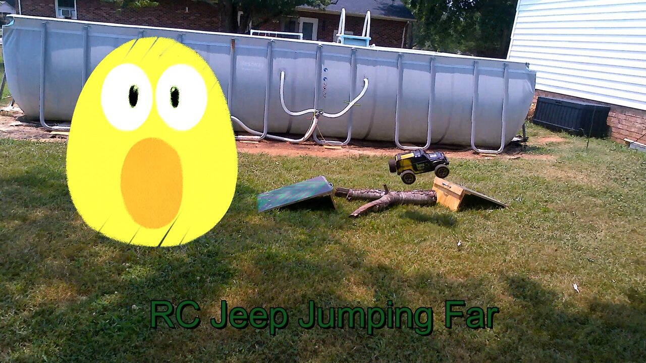 RC Jeep Jumping Log (A Big Log)