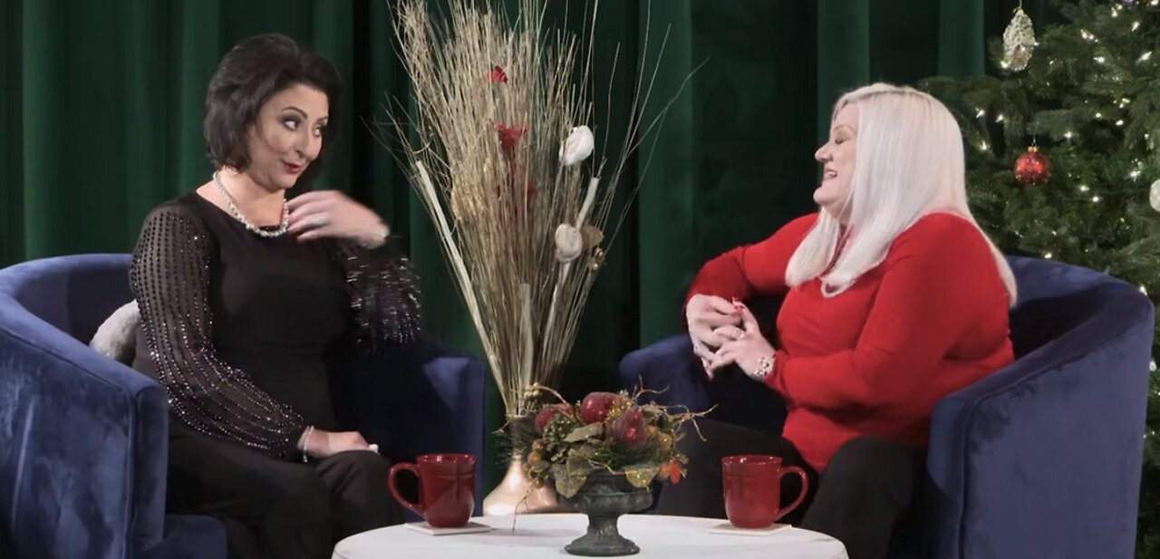How to Heal Through Music - Christmas Special with Guest Stephanie Thompson