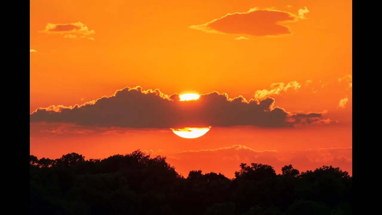 The Sun and Sounds of the Ocean for Sleep, Stress Relief and Relaxation