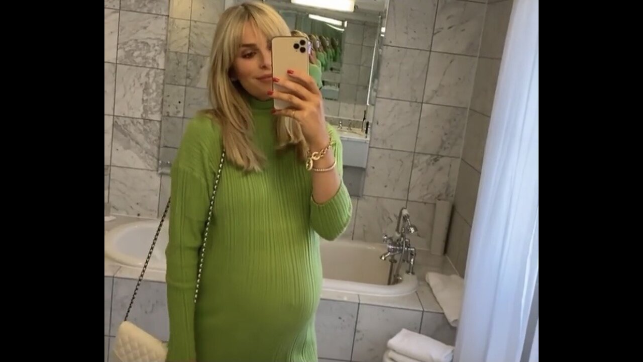 Influencer Pippa O'Connor's Pregnancy Vaccine Promotion