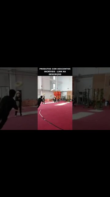 o cara é bom no malabares