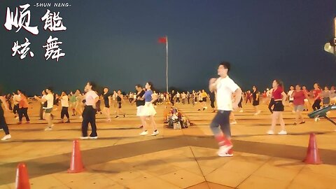 原创动感健身舞《冬天里的一把火》老歌新跳，节奏动感，暴汗瘦身【顺能炫舞团】