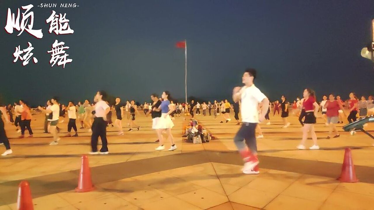 原创动感健身舞《冬天里的一把火》老歌新跳，节奏动感，暴汗瘦身【顺能炫舞团】