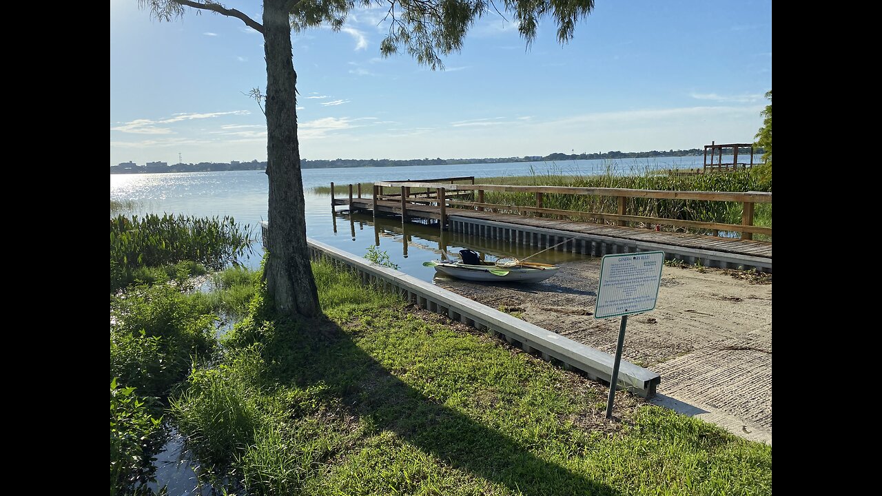 Lake Howard On Winter Haven's South Chain-of-Lakes