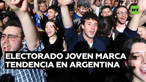 Massa y Milei apuntan a la juventud para sumar votos con promesas de mejores condiciones sociales