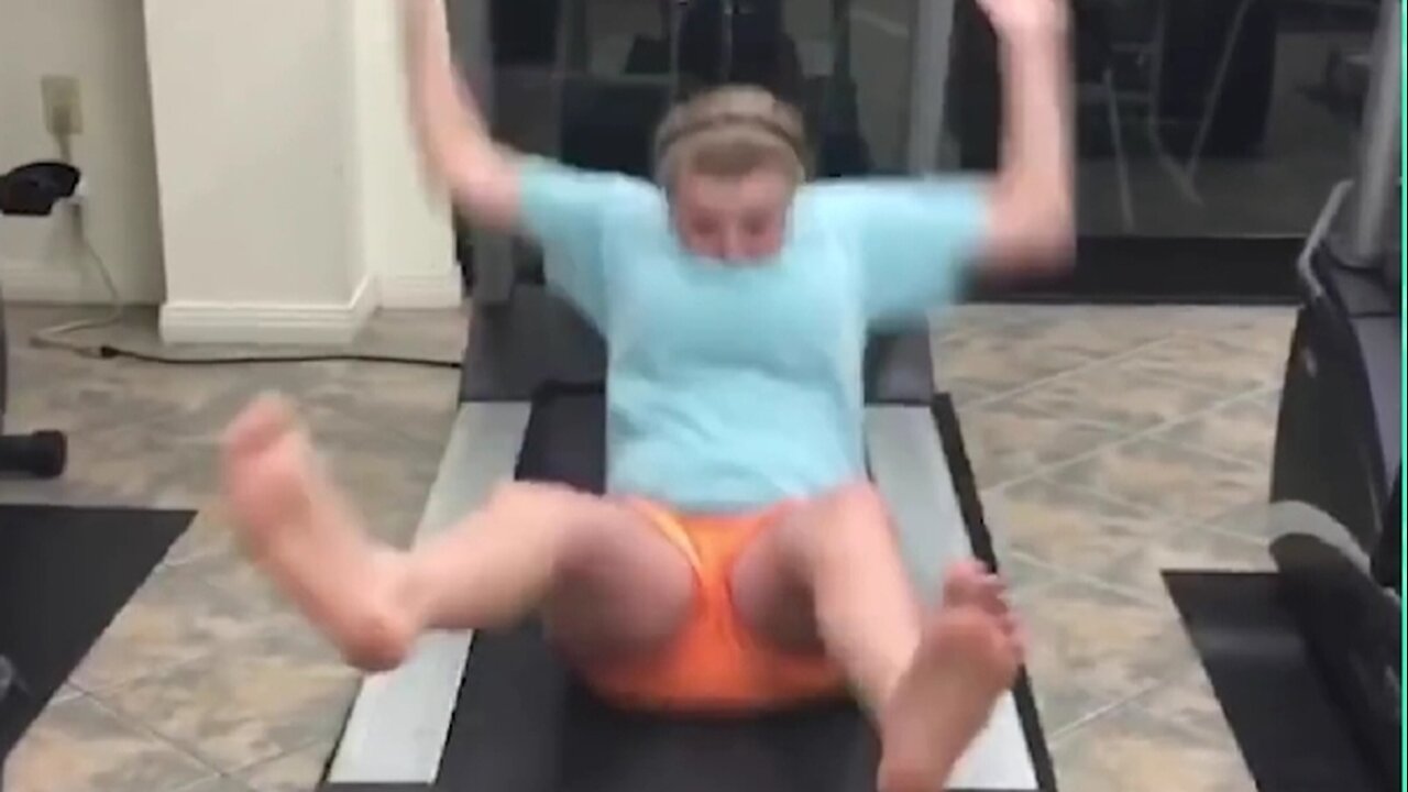 Funny fails treadmill videos 😱😁😄😱 #funny #fails