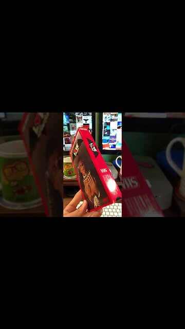 VHShorts [0198] LOVE AT FIRST BITE [#shorts #theBACarchive #theVHSinspector]