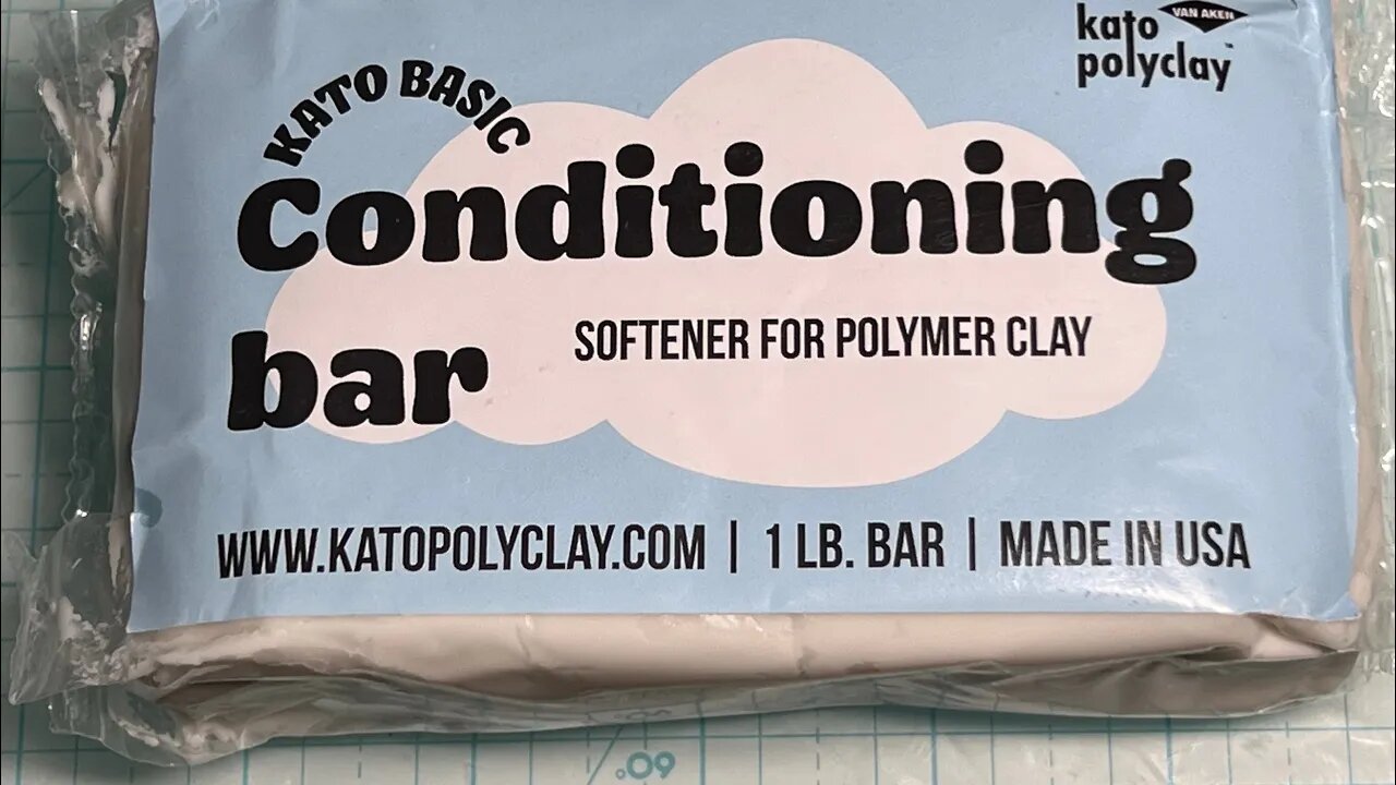 The wonders of the Conditioning bar @Artwork By Colleen