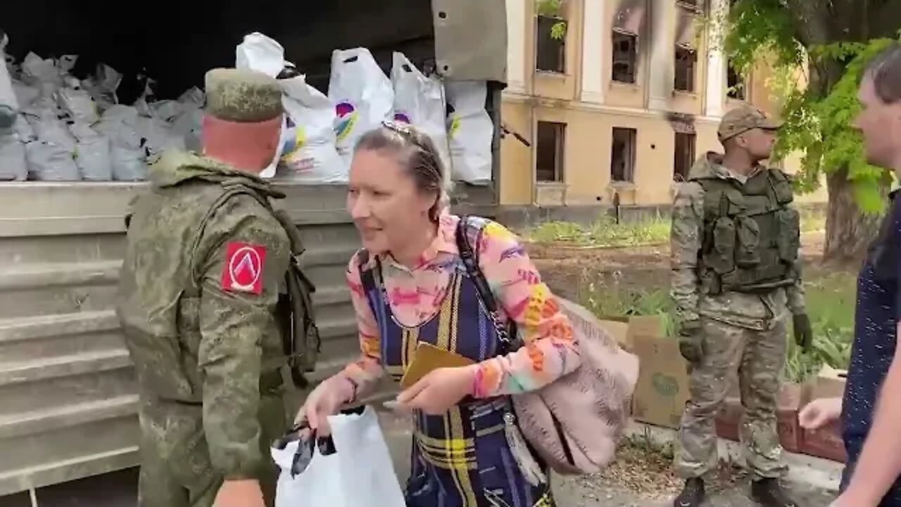 Central MD Servicemen Providing Residents Of Lugansk People's Republic With Humanitarian Aid