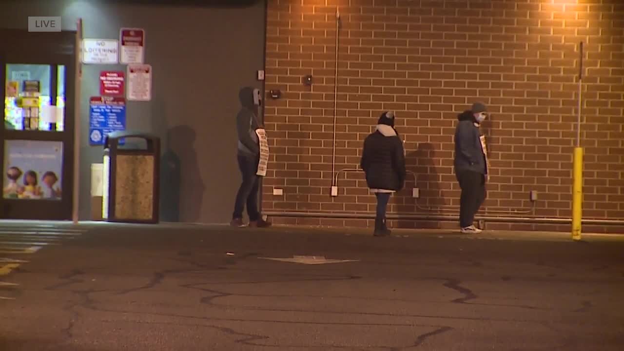 Support among shoppers still strong for King Soopers strike, despite empty shelves at other chains