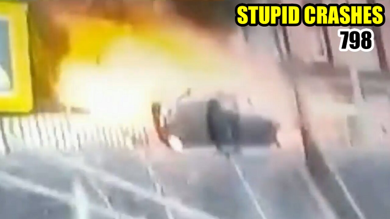 Stupid crashes 798 June 2023 car crash compilation