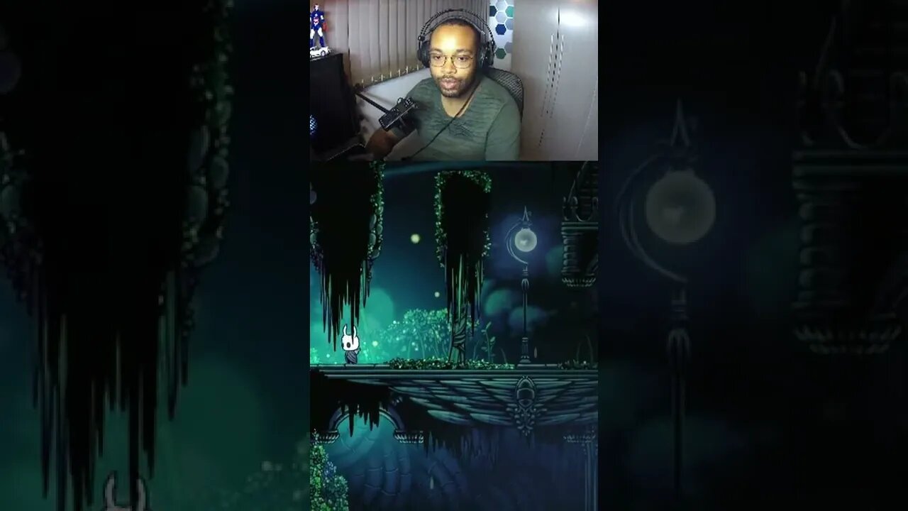 CAINDO POR UNS 400 METROS | HOLLOW KNIGHT #Shorts