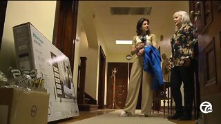 Donations pour in at Detroit church after thieves steal charity raffle items