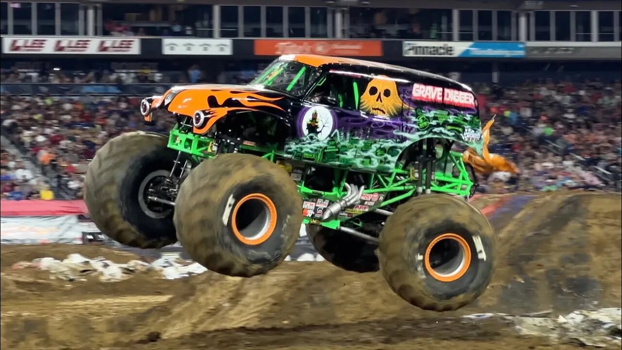 Monster Jam - BEST MOMENTS of World Finals 22!