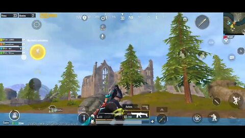 Faz tua play aí três. Jogando PUBG Mobile.