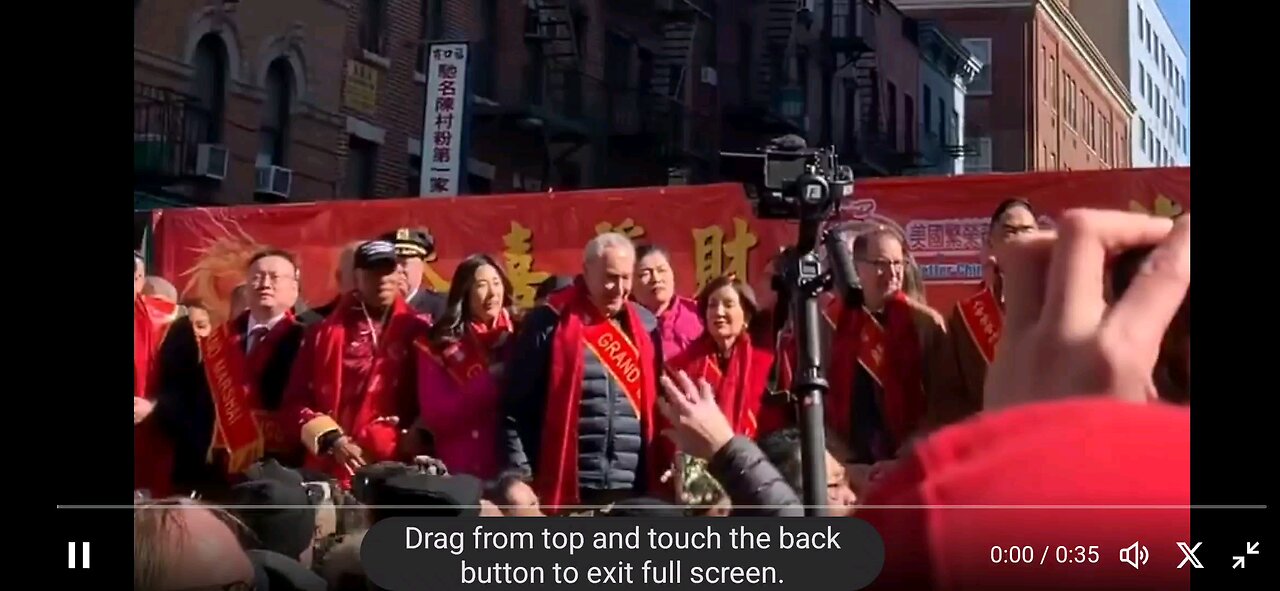 Chuck Schumer praising China