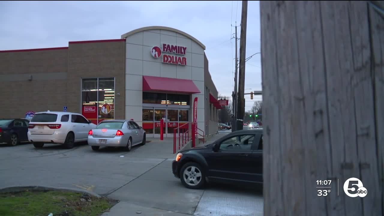 CLE police look for Family Dollar robbery suspects, residents worry about safety