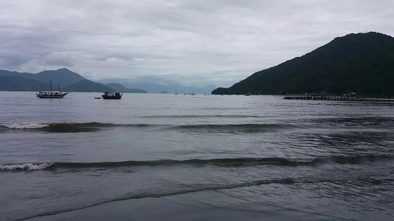 Praia do Perequê Ilhabela ouça com atenção o som das águas