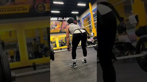Imagínate que Estás Entrenando y Una Chica Haga Esto... 😳