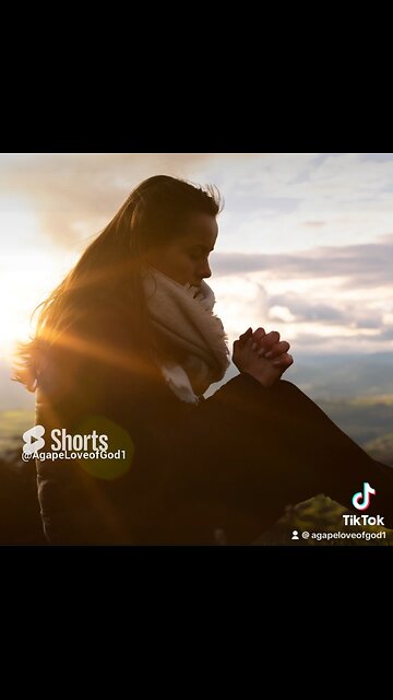 Comfort in the Darkness: A Bedtime Prayer for God's Light #youtubeshorts #religion #godslove