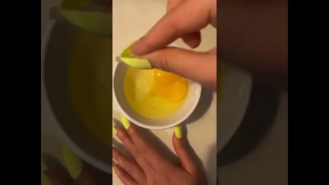 POV: billie eilish is craving brownies #pov #quarantine #baking #fyp #foryou #foryoupage